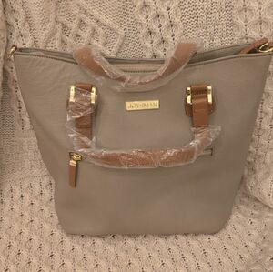 Joy and Iman Taupe Alexandria